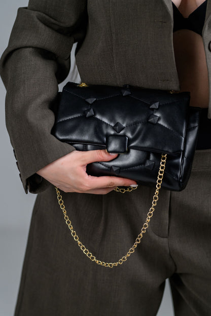 Geanta dama neagra FATALI Kira – geanta medie cu lant auriu, stil casual urban.